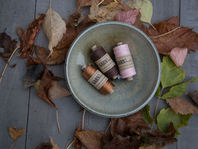 Herbstfarben - colours of autumn: copper, linen twine brown and powder-rose | GARN & MEHR