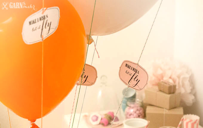 garnundmehr_pastels_pastell_ballon_balloons_bakerstwine_baeckergarn_ballonkarte_wish_sweettable_pompoms_party2